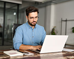 Executive Online<br><p  style="color:#FF5200">Estudia desde donde estés</p>